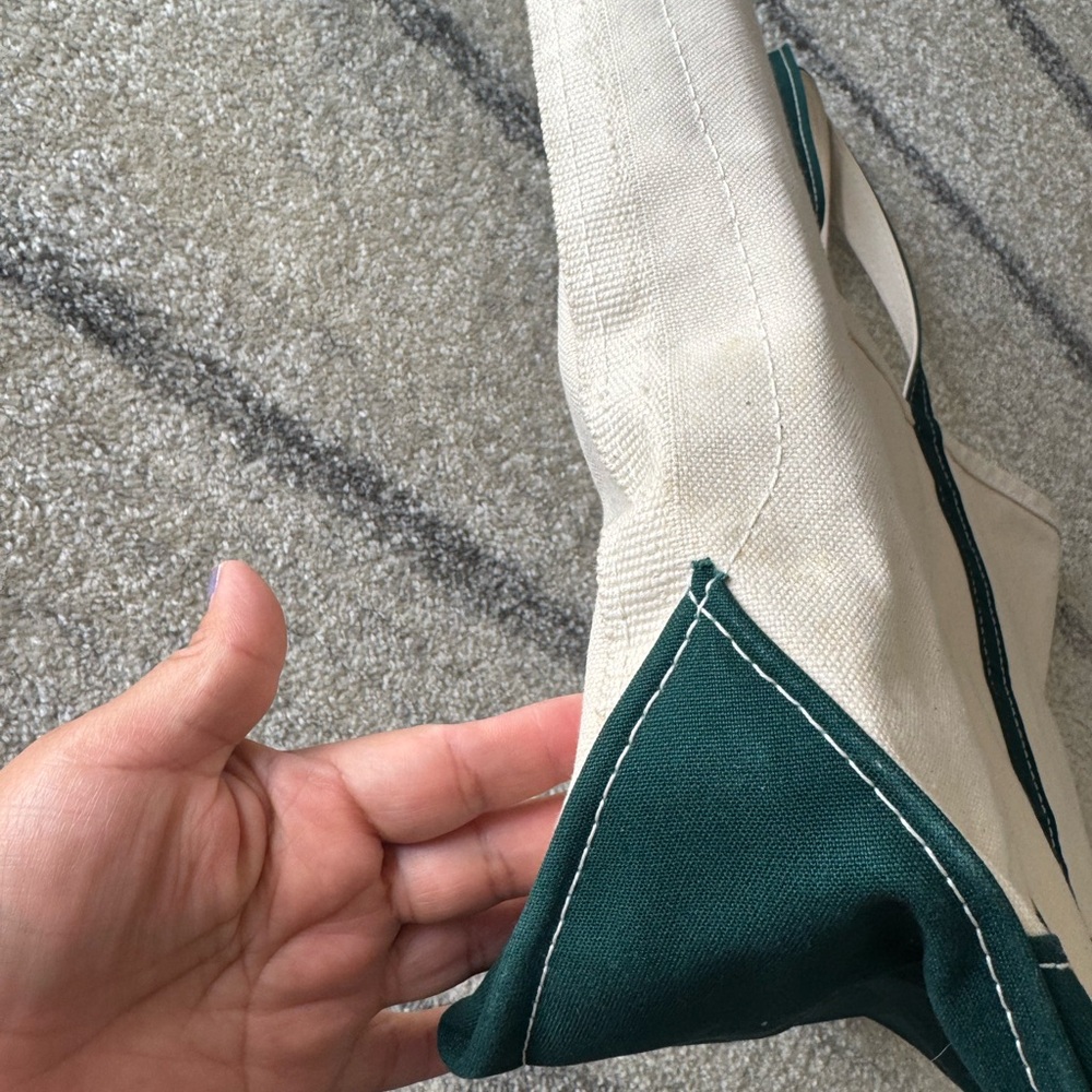 L.L. Bean Boat and Tote - Picture 11 of 15